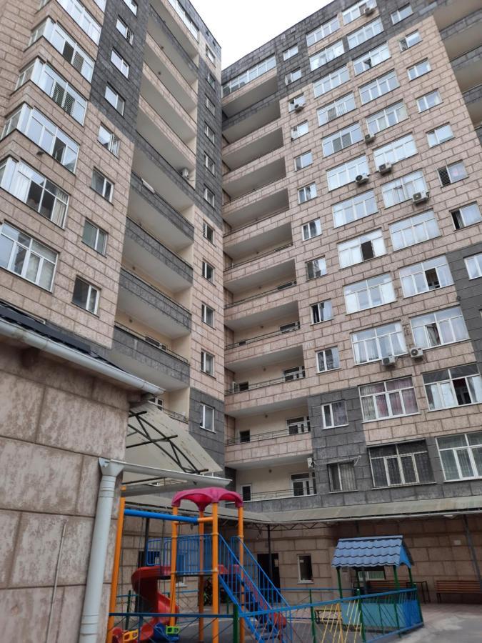 Diplomat Apartments Bishkek Exterior photo